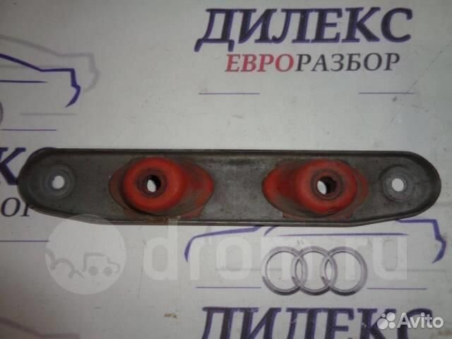 Кронштейн глушителя VW Passat (B6) 2005-2010