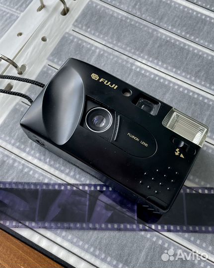 Fuji DL-8 пленочный фотоаппарат