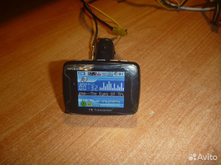 FM-трансмиттер Intego FM-106
