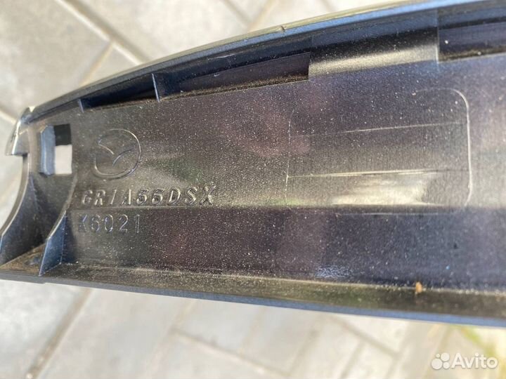 Накладка консоли Mazda 6 лифтбек 2.0 2006