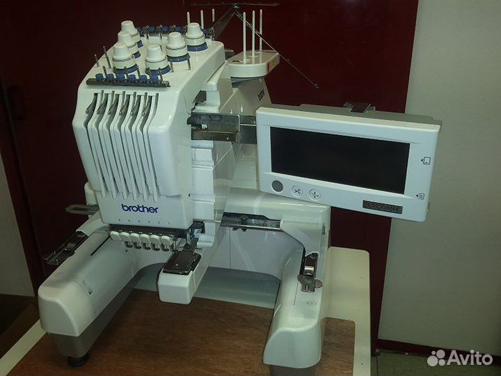 Вышивальная машина Brother PR 600