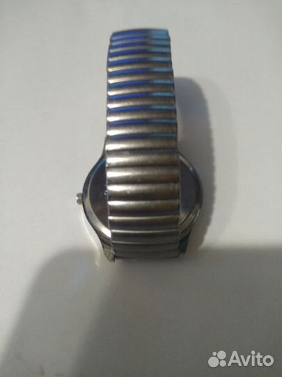 Мужские наручные часы кварцевые