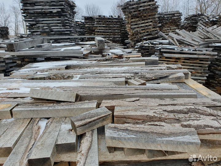 Дрова на паллетах