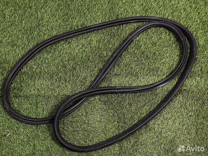 Уплотнительная резинка двери багажника Bmw X6 G06