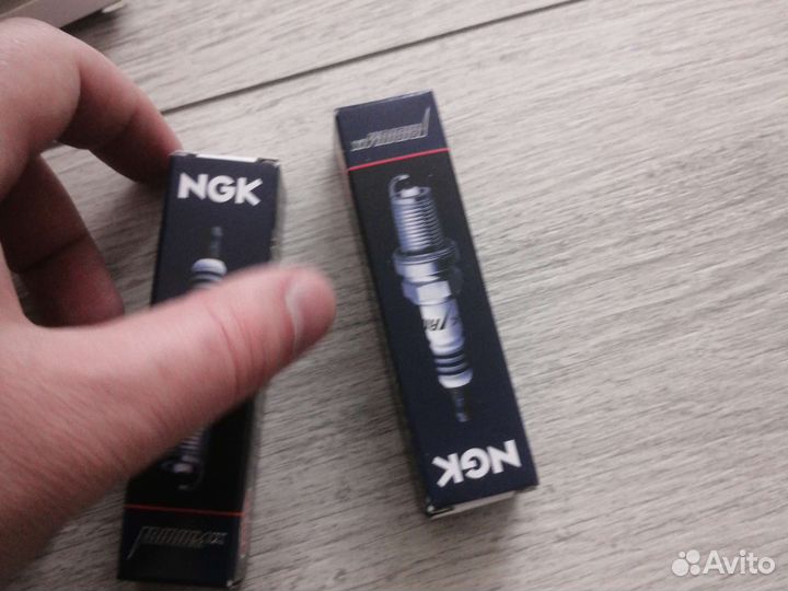 Свечи зажигания BKR6EIX-11 Iridium 3764