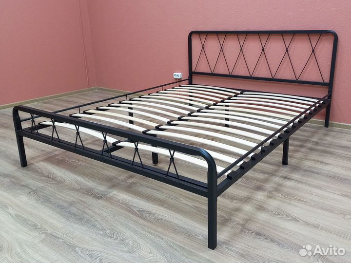 Двуспальная кровать “Нео”