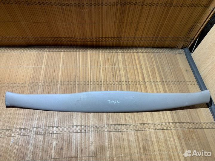 Накладка крышки багажника Ford Focus 1 универсал 2