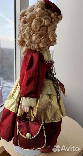 Кукла фарфоровая remeco collection