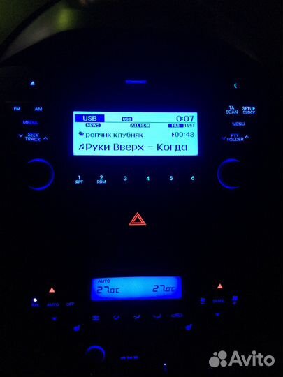 Штатная магнитола на Hyundai ix 35