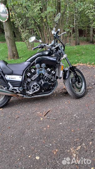 Yamaha V-MAX 1200