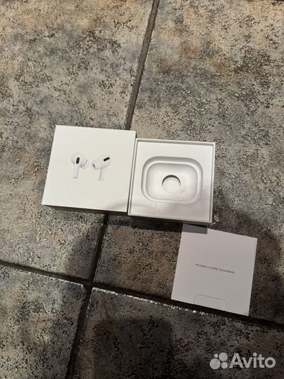 Коробка от airpods pro 1го поколения