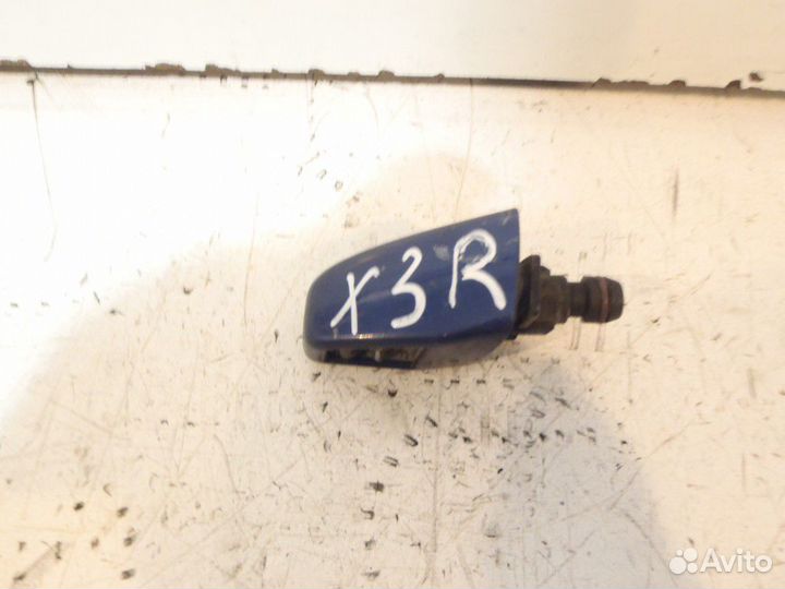 Форсунка омывателя фары BMW X3 E83