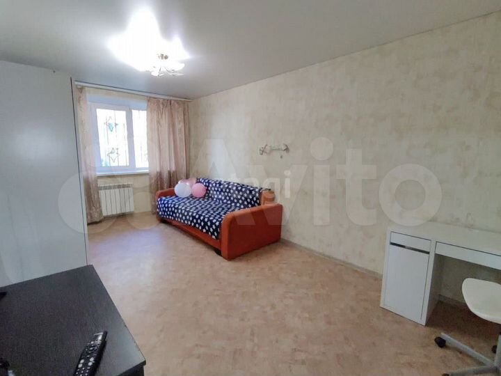 2-к. квартира, 42,2 м², 1/5 эт.