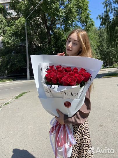 Розы красные Доставка цветов и букетов