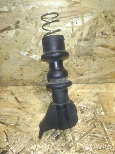 Фиксатор кулисы задней передачи Форд Транзит