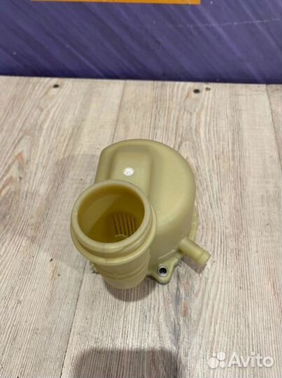 Бачок эгур гур насоса электрогидроусилителя руля R