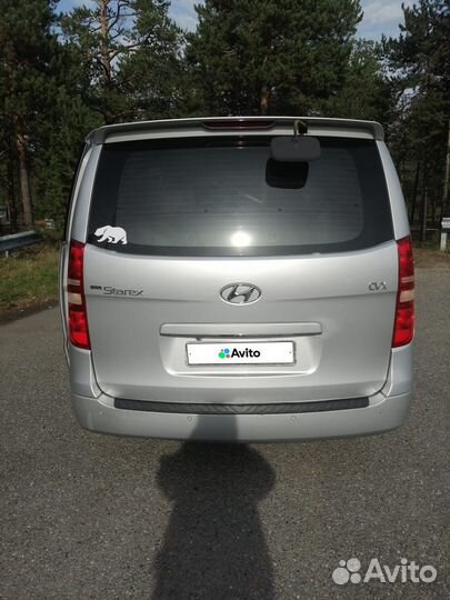 Hyundai Grand Starex 2.5 AT, 2009, 230 000 км