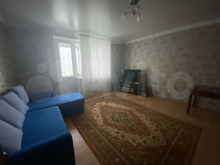 2-к. квартира, 52 м², 1/5 эт.