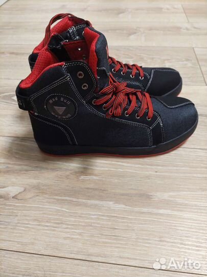 Мотокроссовки MadBull