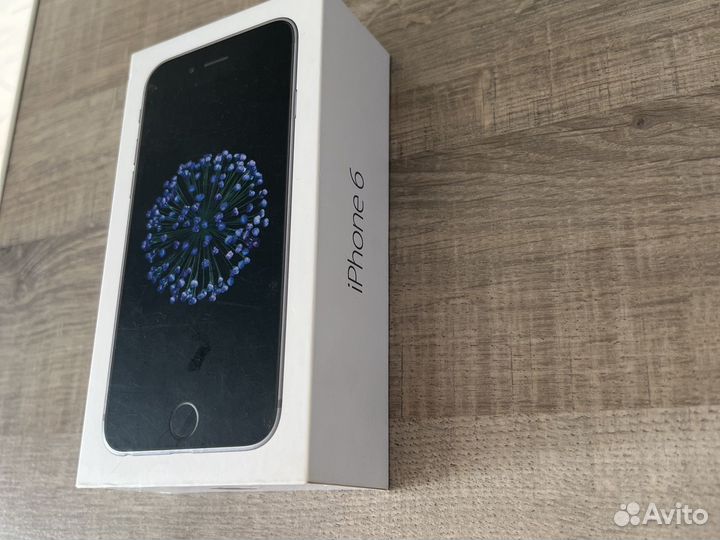 Коробка от iPhone 6