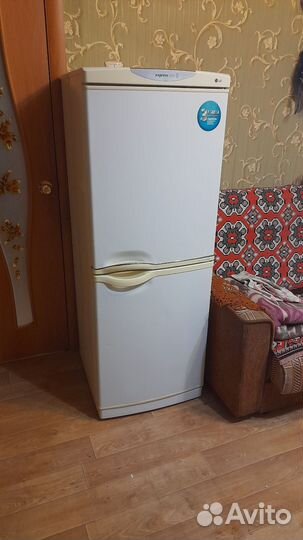 Холодильник LG 150см