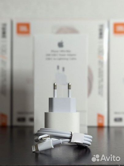 Зарядка на iPhone 25w новая