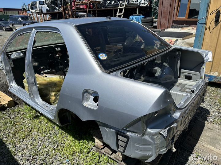 Кузов Lancer седан 2WD. Без ржи. A31