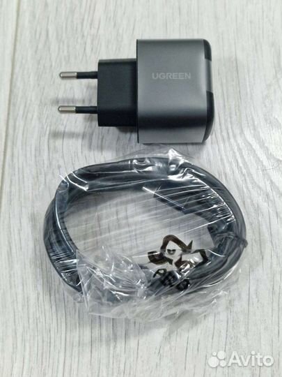 Зарядное устройство Ugreen PD 25W, с кабелем 2м