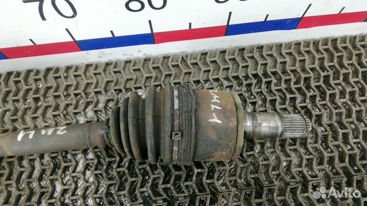 Полуось передняя левая (приводной вал, шрус)
