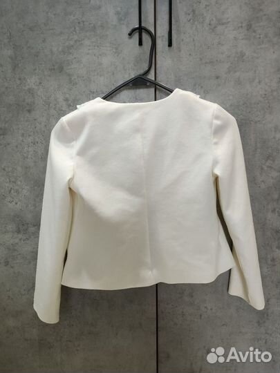 Пиджак для девочки 134