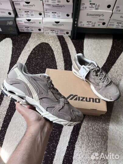 Кроссовки Mizuno Wave Rider 10 Vintage Khaki