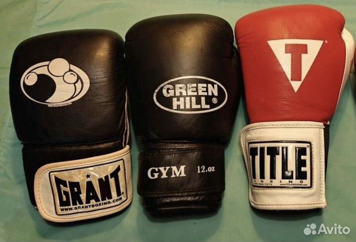 Боксерские перчатки Title, Green hill