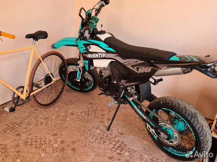 Avantis A6 lux motard NEW