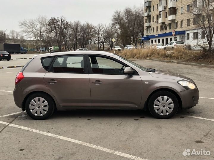 Kia Ceed 1.6 AT, 2009, 142 300 км