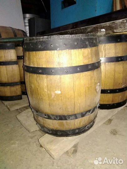 Деревянная полубочка