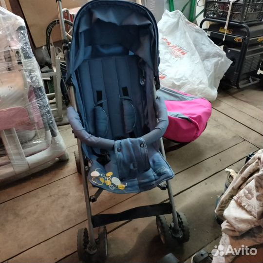 Прогулочная коляска