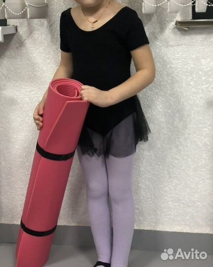 Гимнастический купальник с юбкой