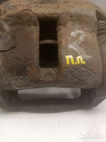 Суппорт тормозной передний правый Renault Logan