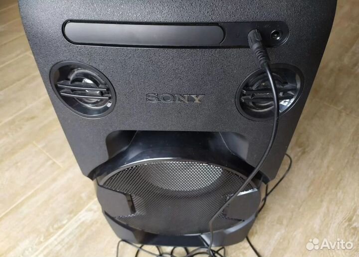 Аренда активной колонки Sony с микрофоном