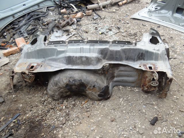 Задняя часть кузова Nissan Maxima 2000-2006