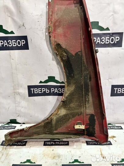 Крыло переднее правое Volkswagen Passat B3