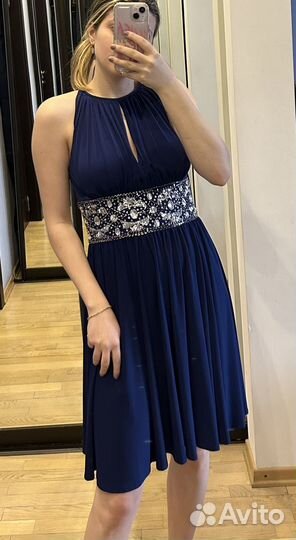 Вечернее платье