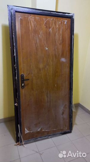 Двери входные металлические 96 б.у