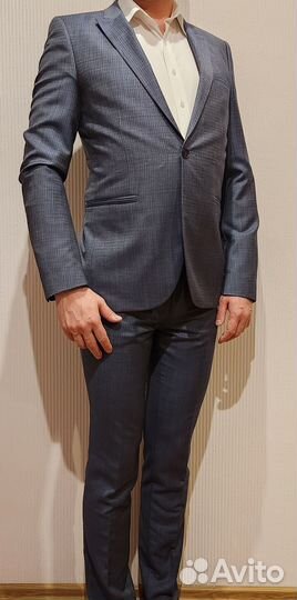 Костюм классический мужской Hugo boss