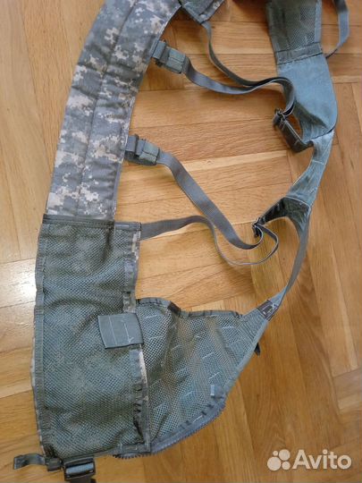 Жилет molle USA, фляжка, подсумки, кобурa