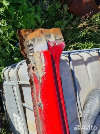 Порог кузова левый Toyota Corolla E150 1.6 1ZR-FE