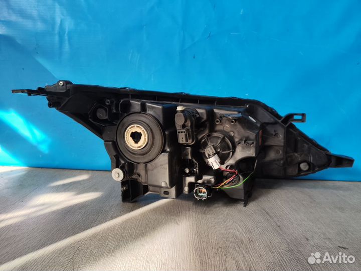 Фара левая Nissan Qashqai 2 j11 2014