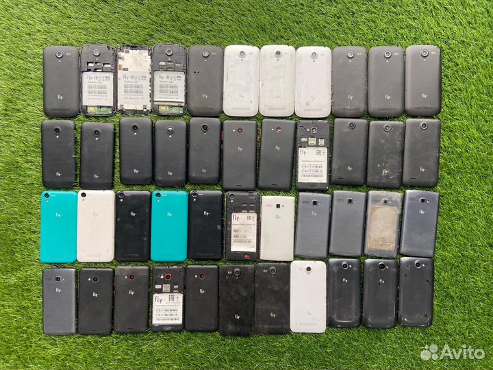 Разбор на запчасти телефонов Fly