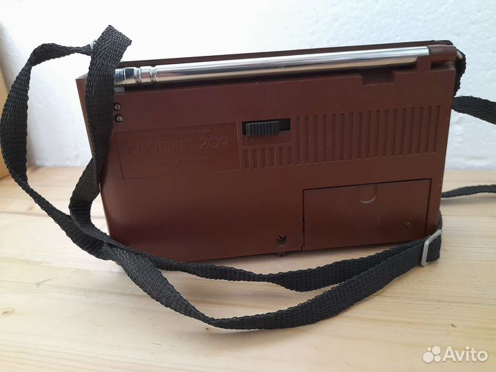 Радиоприемники Кварц рп-209. Neywa 402