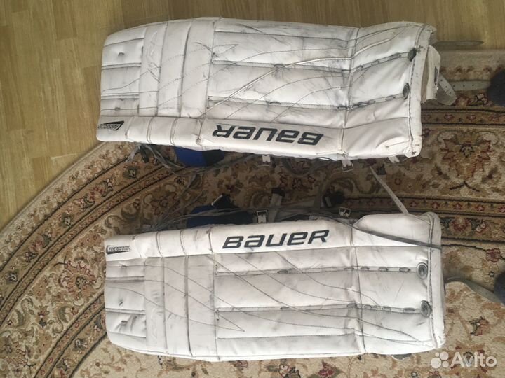 Вратарские щитки bauer